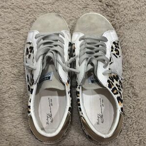 Women's Leopard Print Sneakers